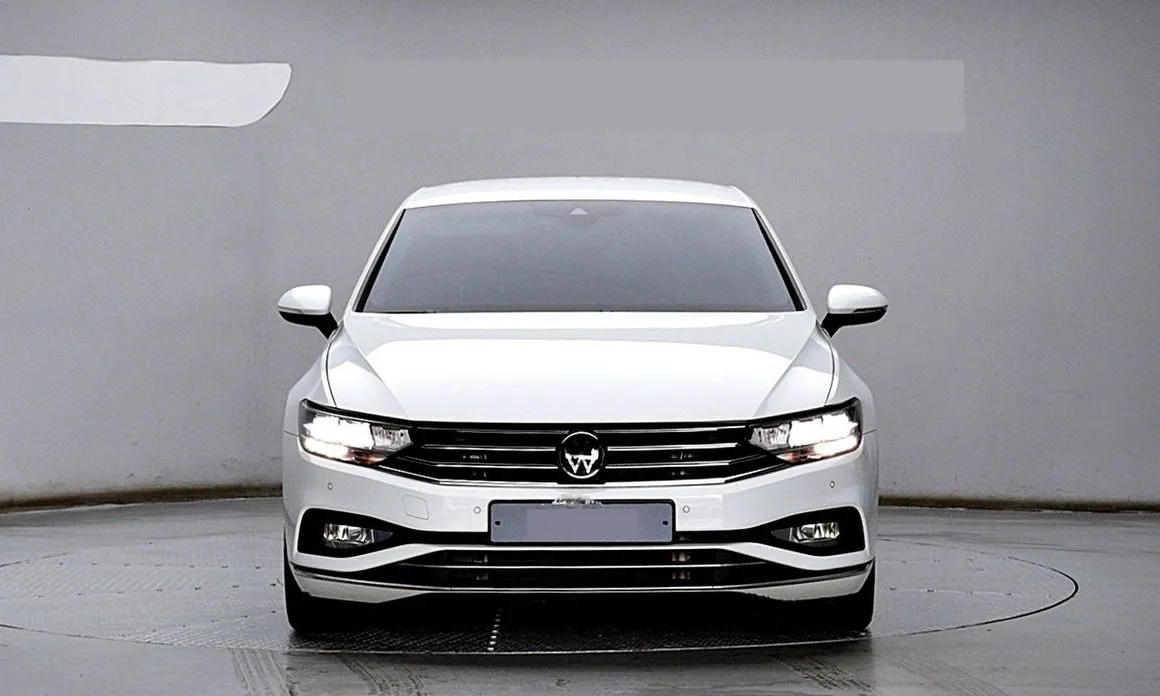 Volkswagen Passat — фото 5