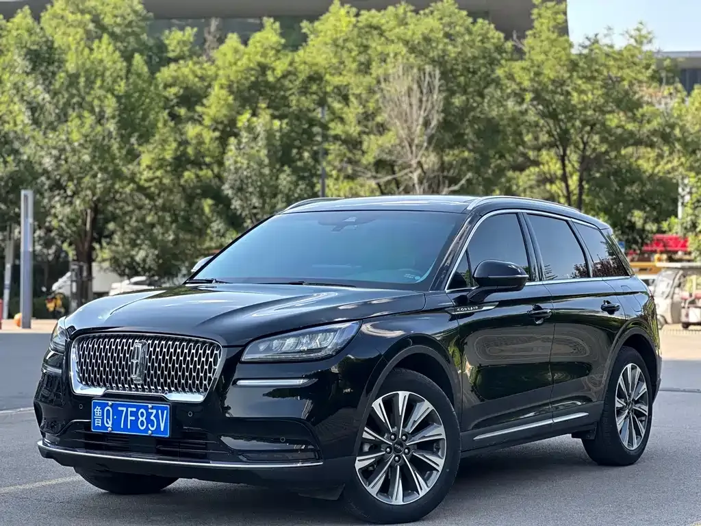 Lincoln Corsair — фото 1