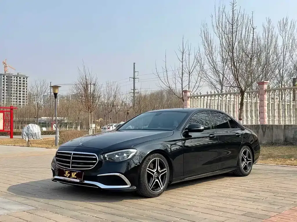Mercedes-Benz E-Class (Import) — фото 1