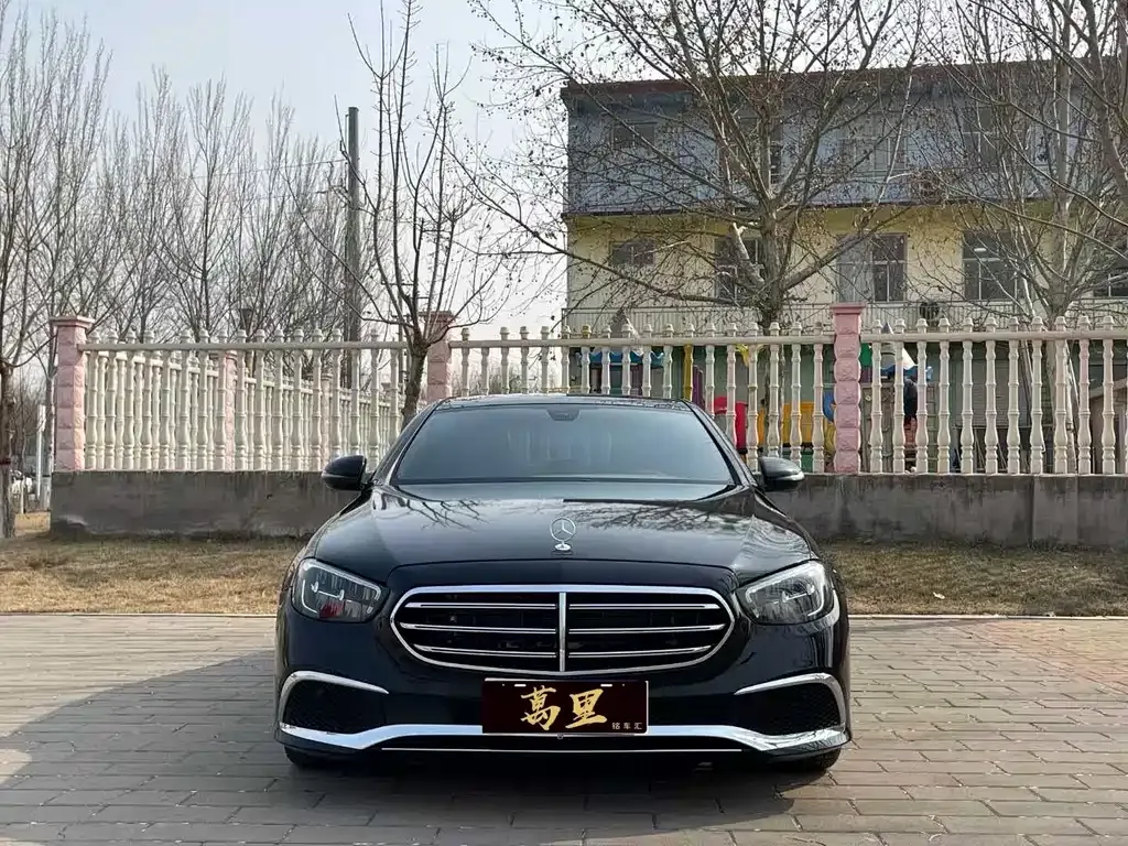Mercedes-Benz E-Class (Import) — фото 3
