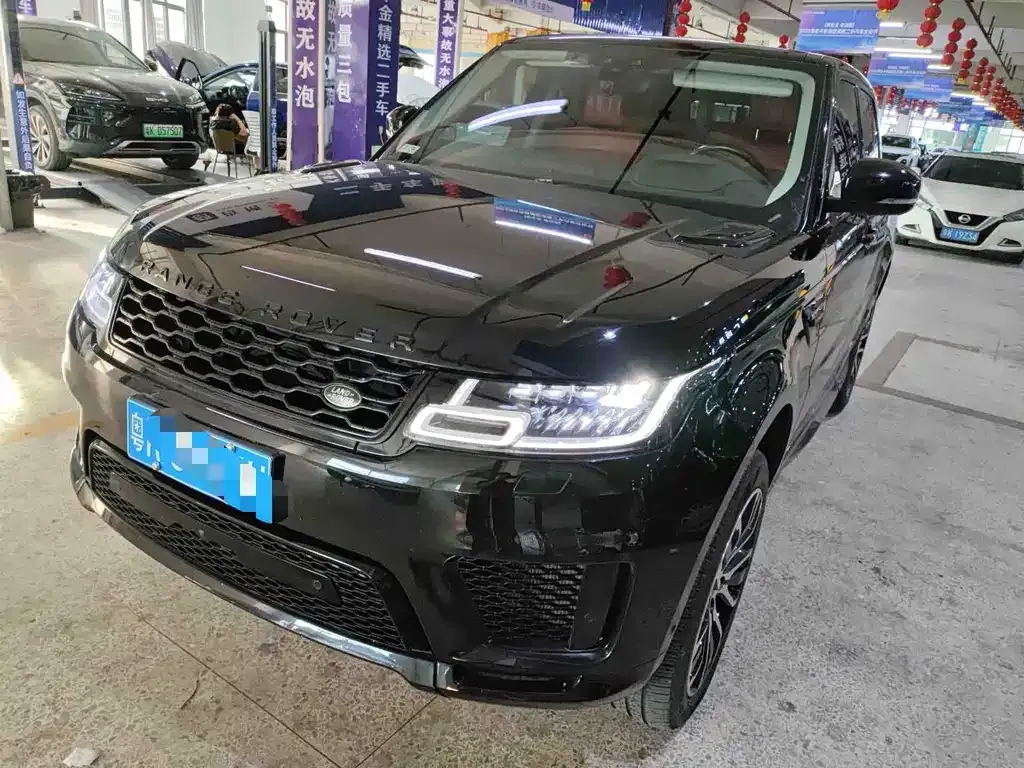 Land Rover Sport — фото 1