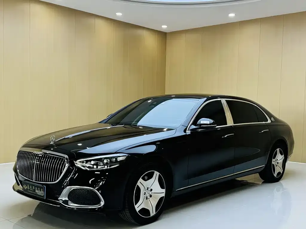 Mercedes-Benz S-Class — фото 1