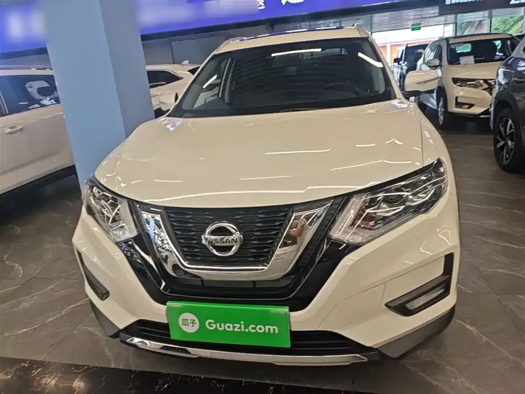 Nissan X-Trail — фото 10