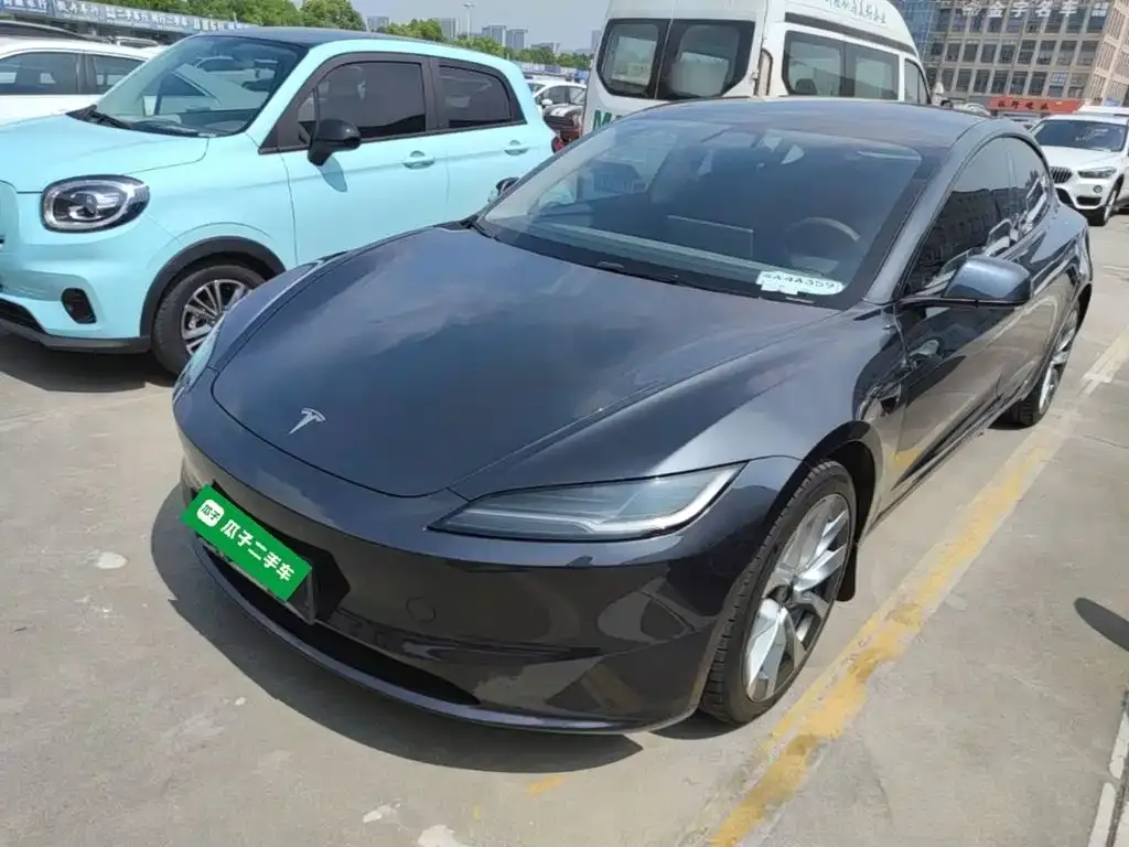 Tesla Model 3 — фото 3