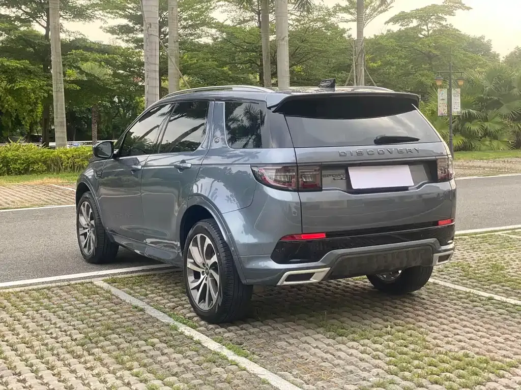 Land Rover Discovery Sport — фото 10