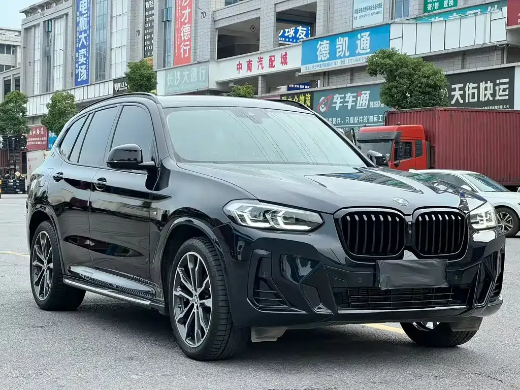 BMW X3 — фото 9