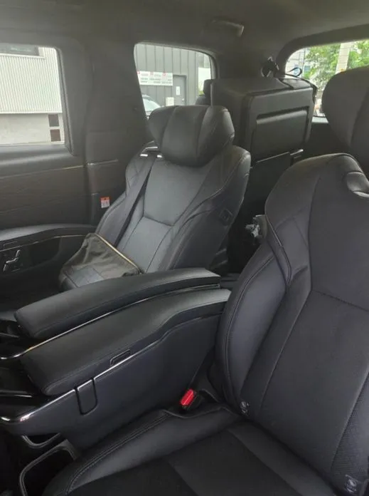 Toyota Alphard — фото 4