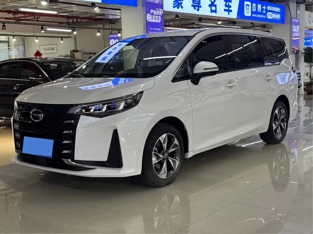 GAC Motor Trumpchi M6 — фото 1