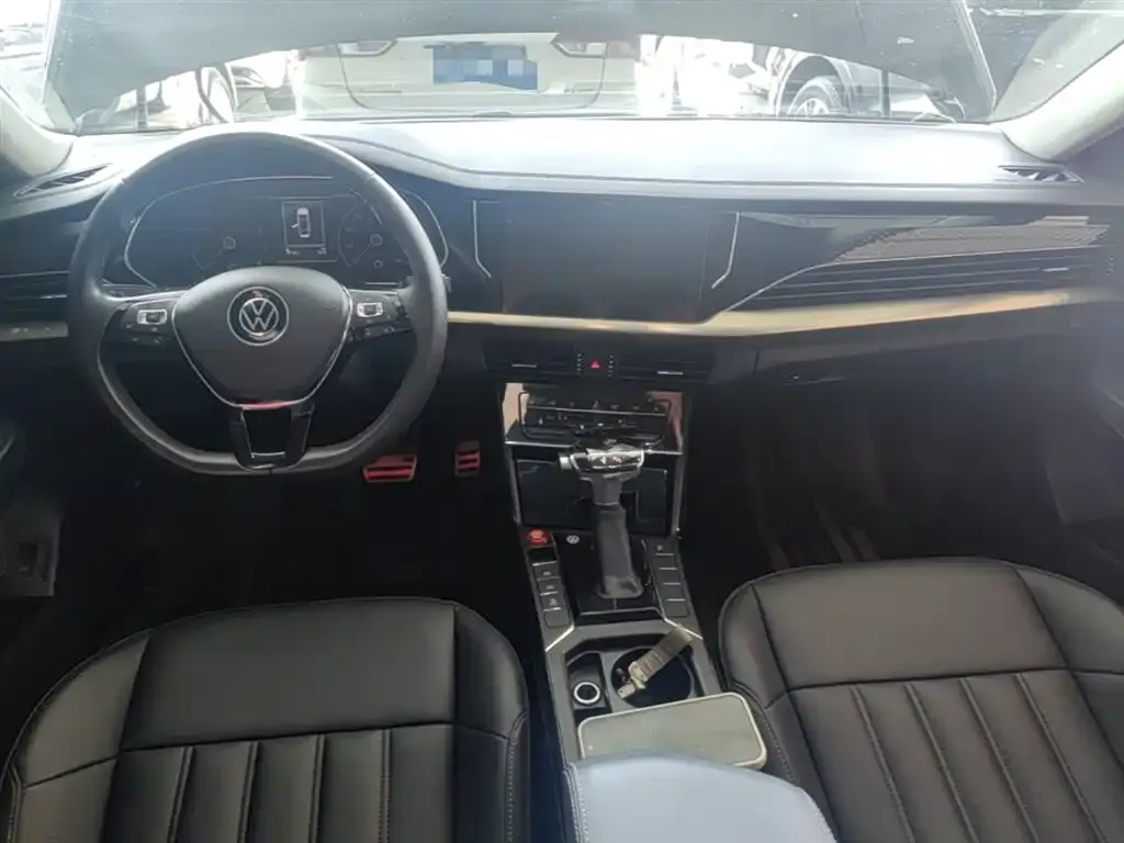 Volkswagen Passat — фото 3