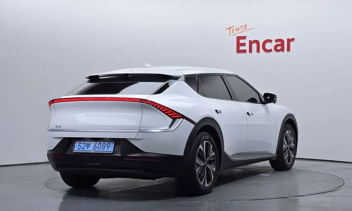 Kia EV6 — фото 6