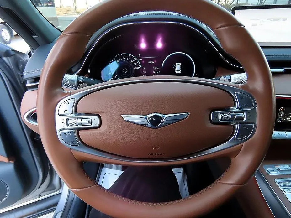 Genesis GV70 — фото 4