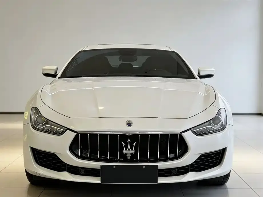 Maserati Ghibli — фото 1