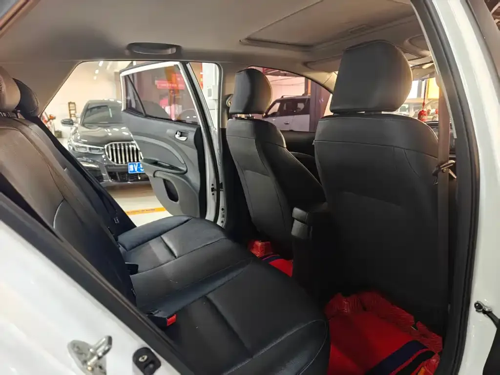 Kia KX1 — фото 3