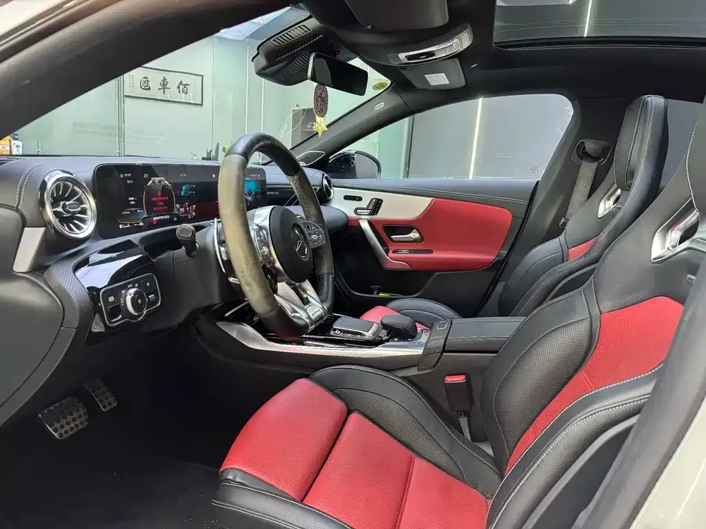 Mercedes-Benz CLA AMG — фото 7