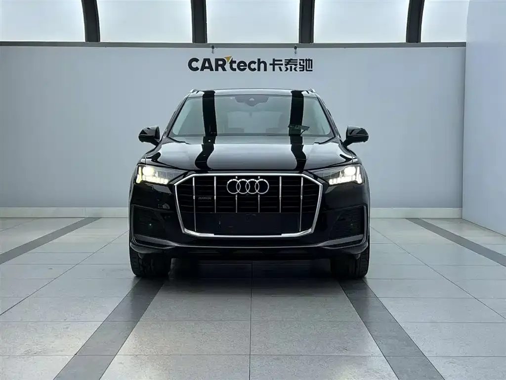 Audi Q7 — фото 4
