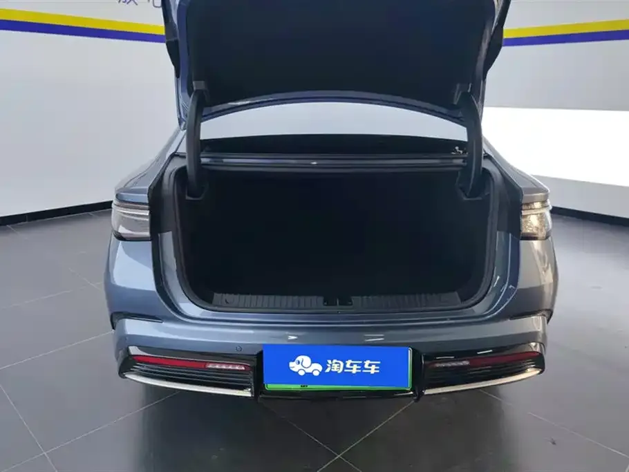 BYD Seal — фото 4