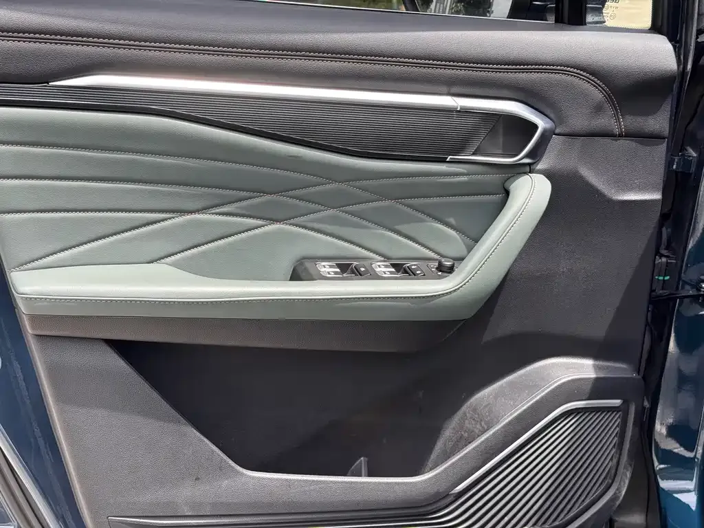 Geely Haoyue L — фото 9