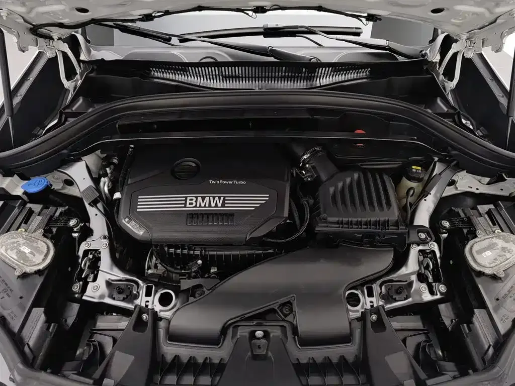 BMW X1 — фото 10