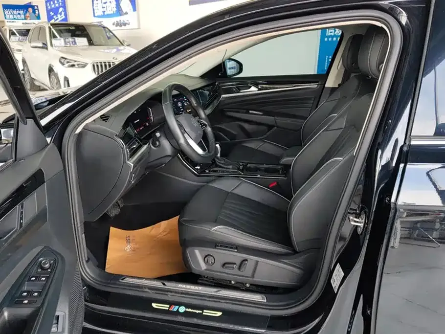 Volkswagen Passat — фото 9