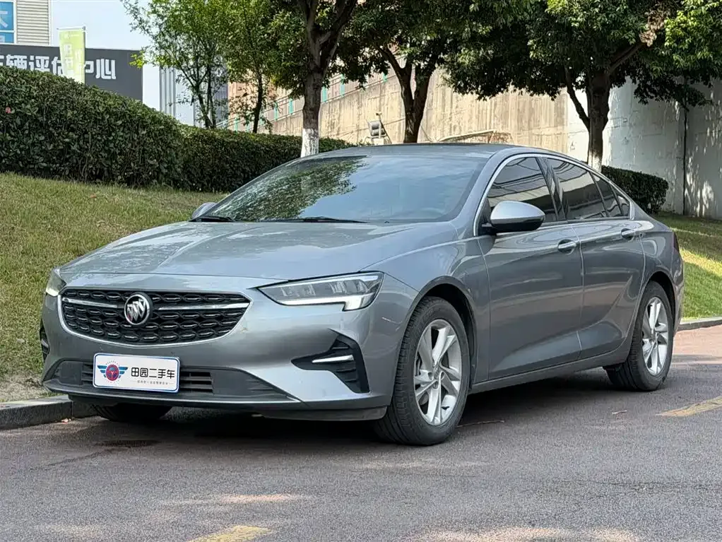 Buick Regal — фото 1