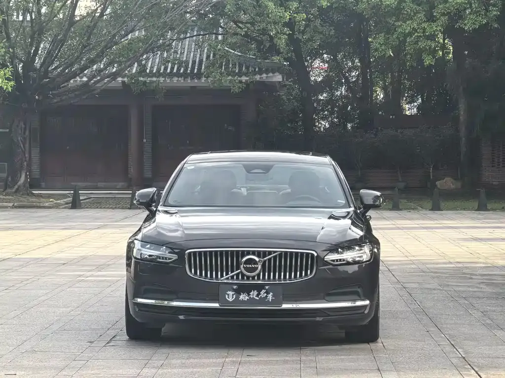 Volvo S90 — фото 4