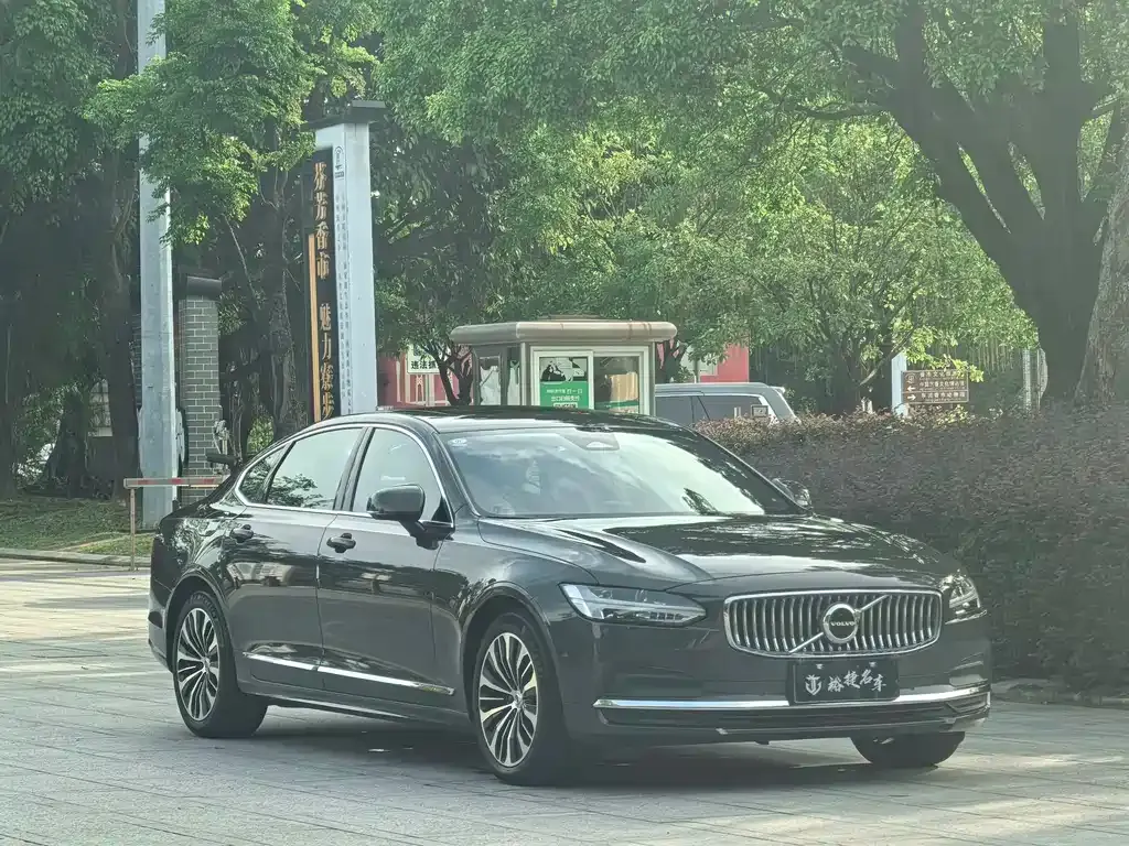 Volvo S90 — фото 8