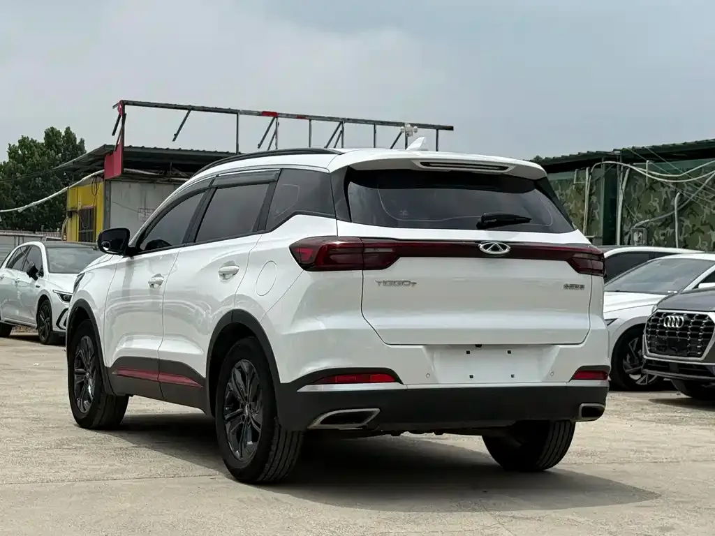 Chery Tiggo 7 — фото 7