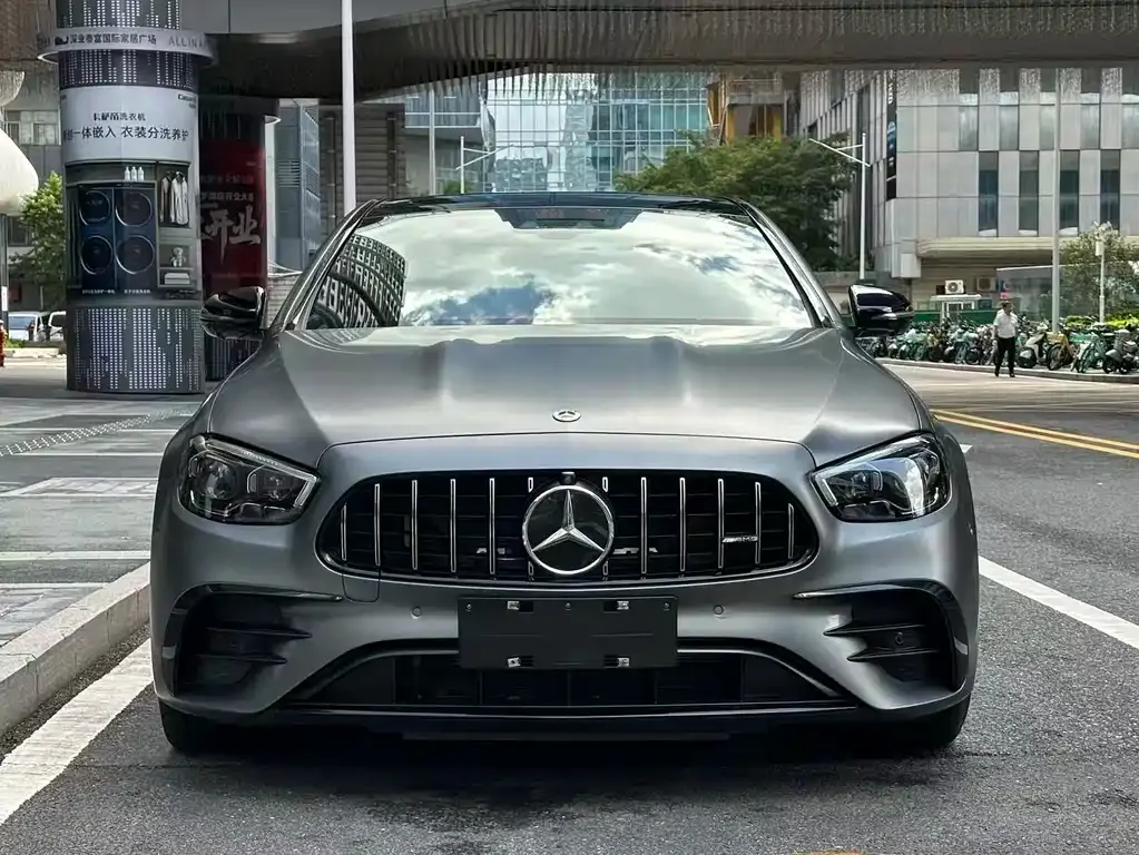Mercedes-Benz E-Class AMG — фото 6