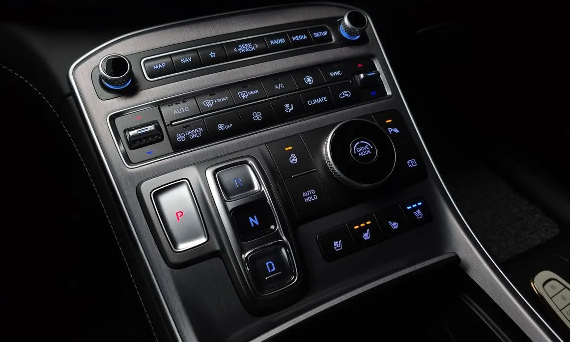 Hyundai Santafe — фото 5