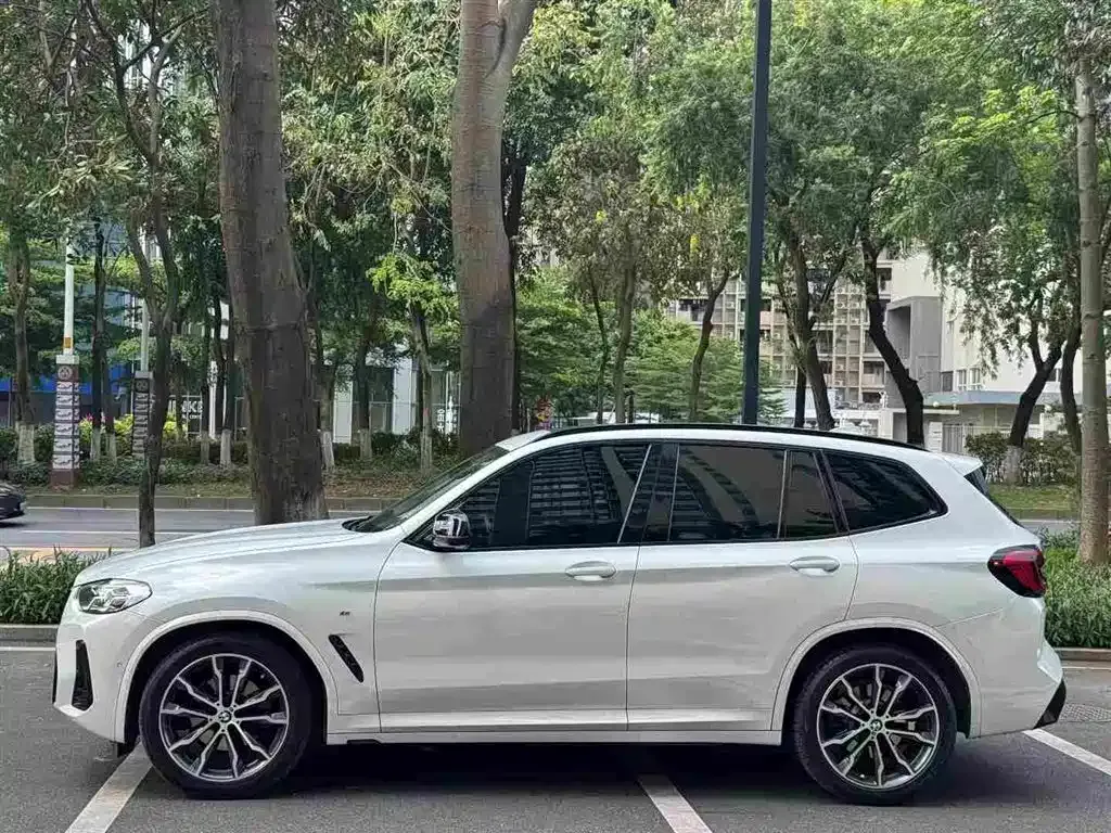 BMW X3 — фото 8
