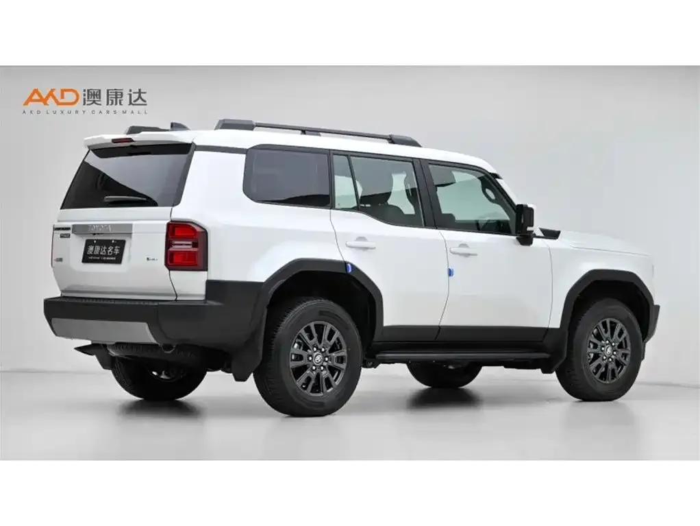 Toyota Prado — фото 10