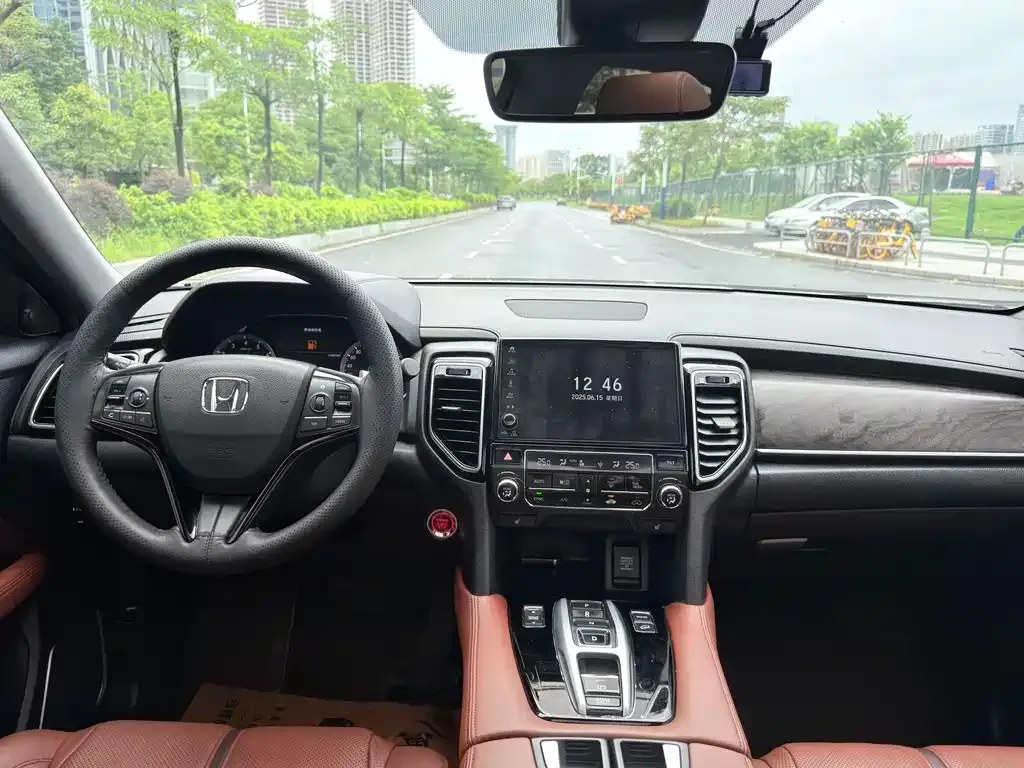 Honda UR-V — фото 3