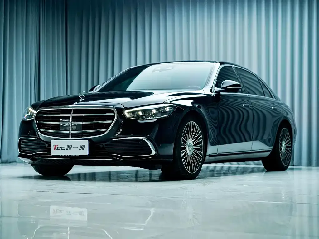 Mercedes-Benz S-Class — фото 1