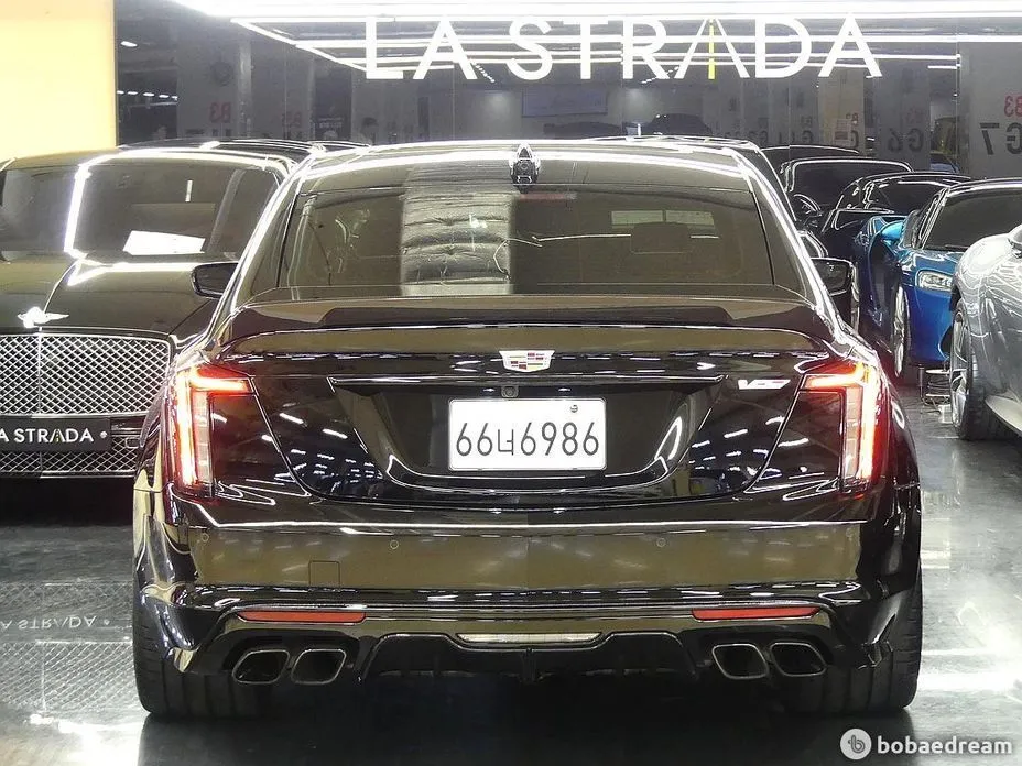 Cadillac CT5-V — фото 9