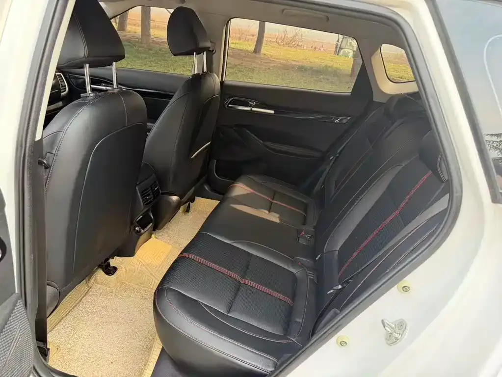Kia KX3 — фото 3