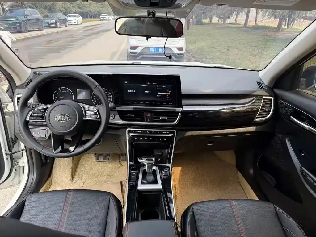 Kia KX3 — фото 2