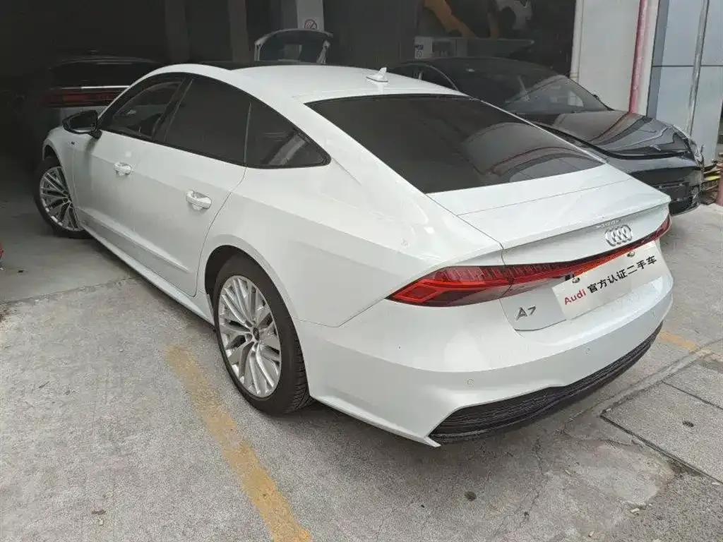 Audi A7 — фото 10