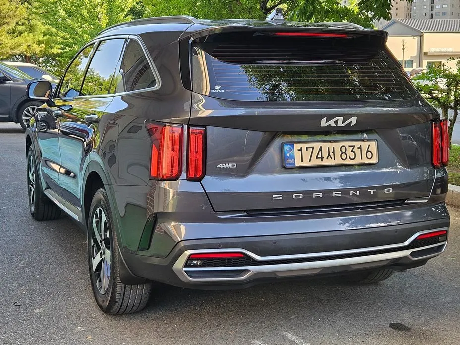 Kia Sorento — фото 4