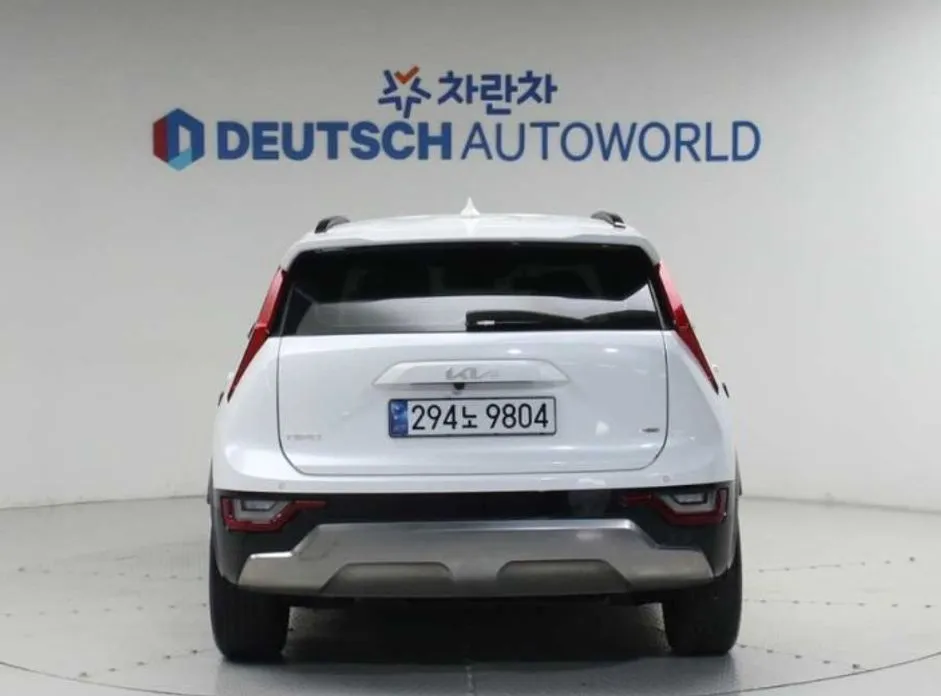 Kia Niro — фото 10