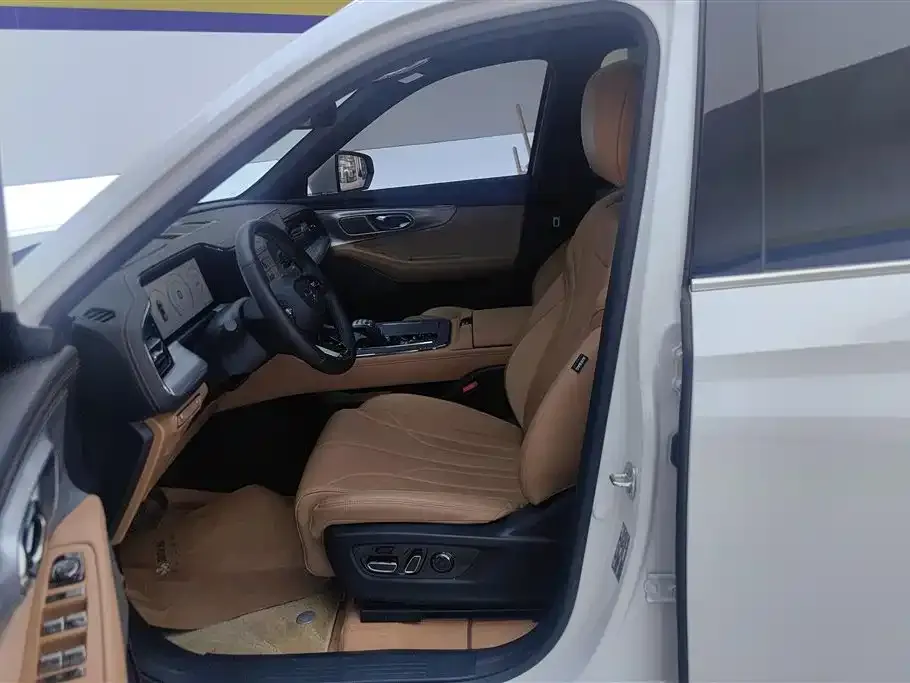 GAC Motor Trumpchi ES9 — фото 2