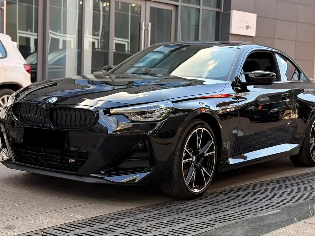 BMW M240i — фото 1