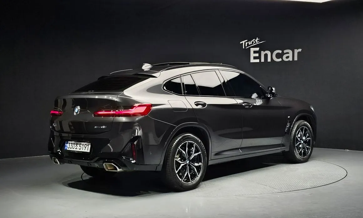 BMW X4 — фото 4