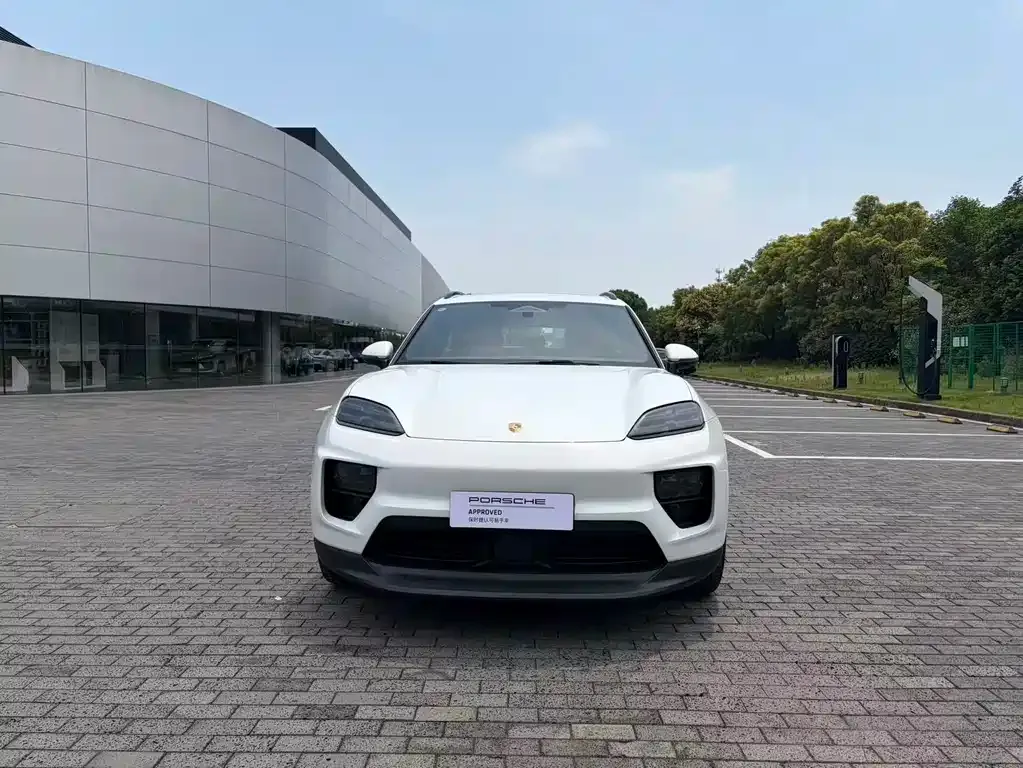Porsche Macan EV — фото 7