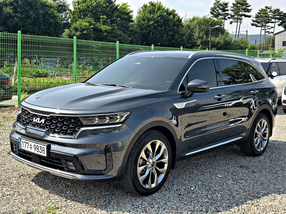 Kia Sorento — фото 1