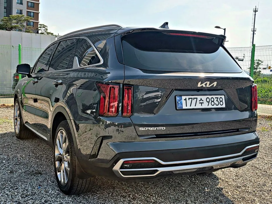 Kia Sorento — фото 6