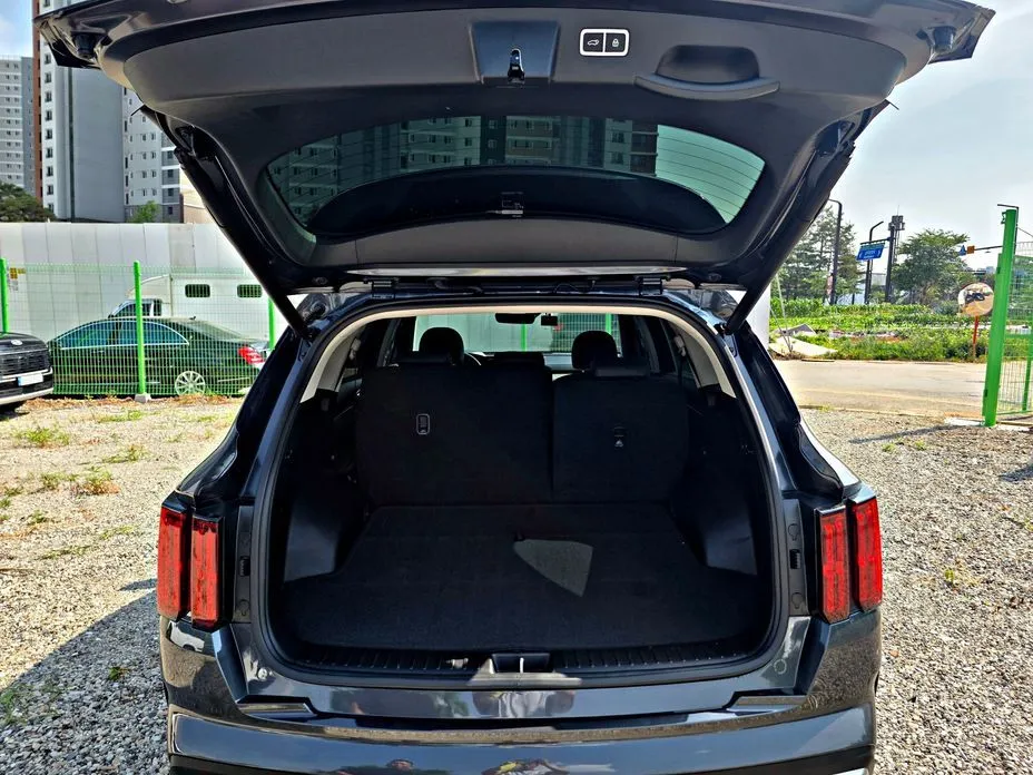 Kia Sorento — фото 10