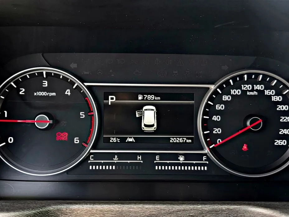 Kia Sorento — фото 3