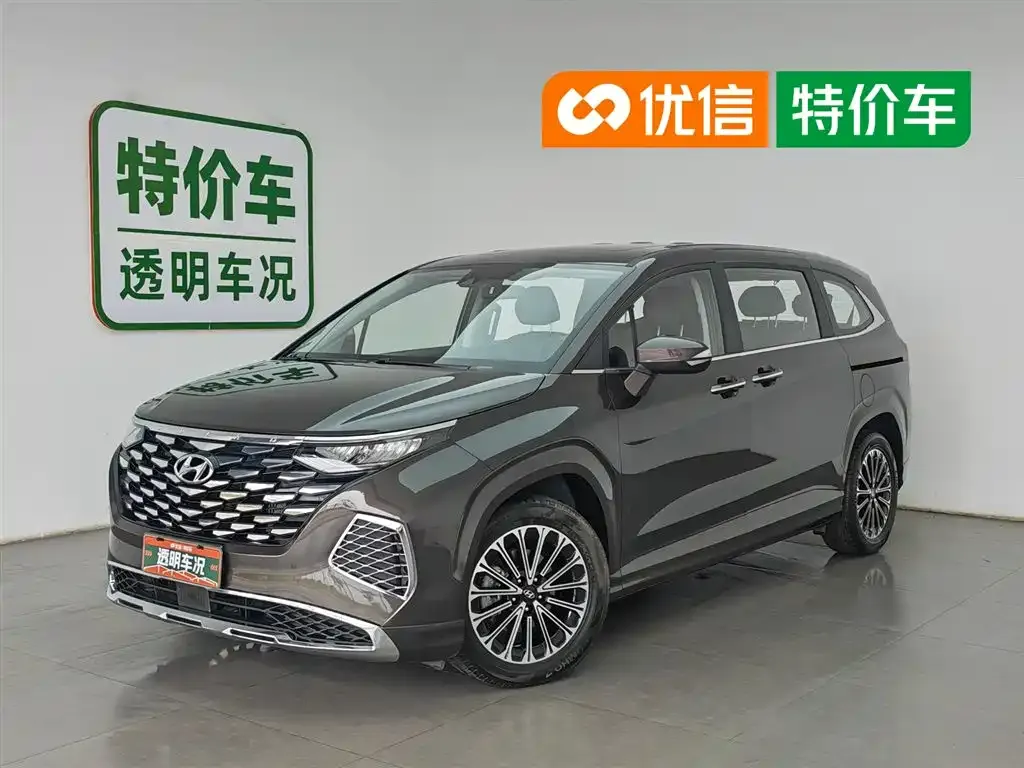 Hyundai Custo — фото 1