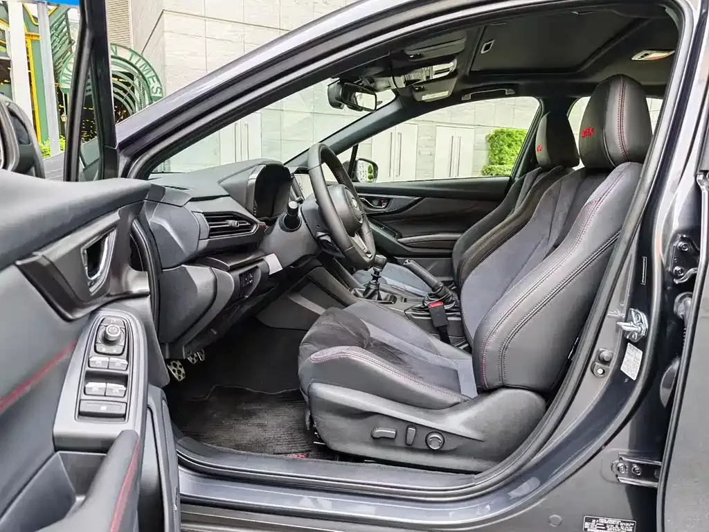 Subaru WRX — фото 2