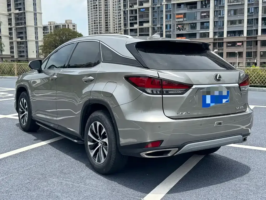 Lexus RX — фото 8